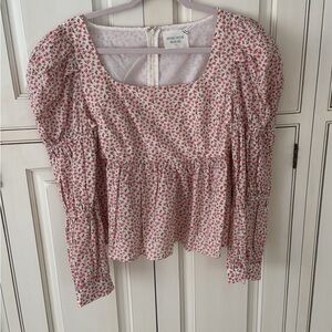 Tuckernuck Hyacinth House Women's Top